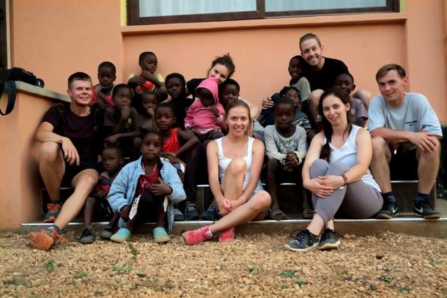 ZAMBIA – początek wolontariatu i audycja misjonarza