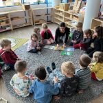 Дитячий садок для дітей з України при приході св. Андрея Боболі у Варшаві